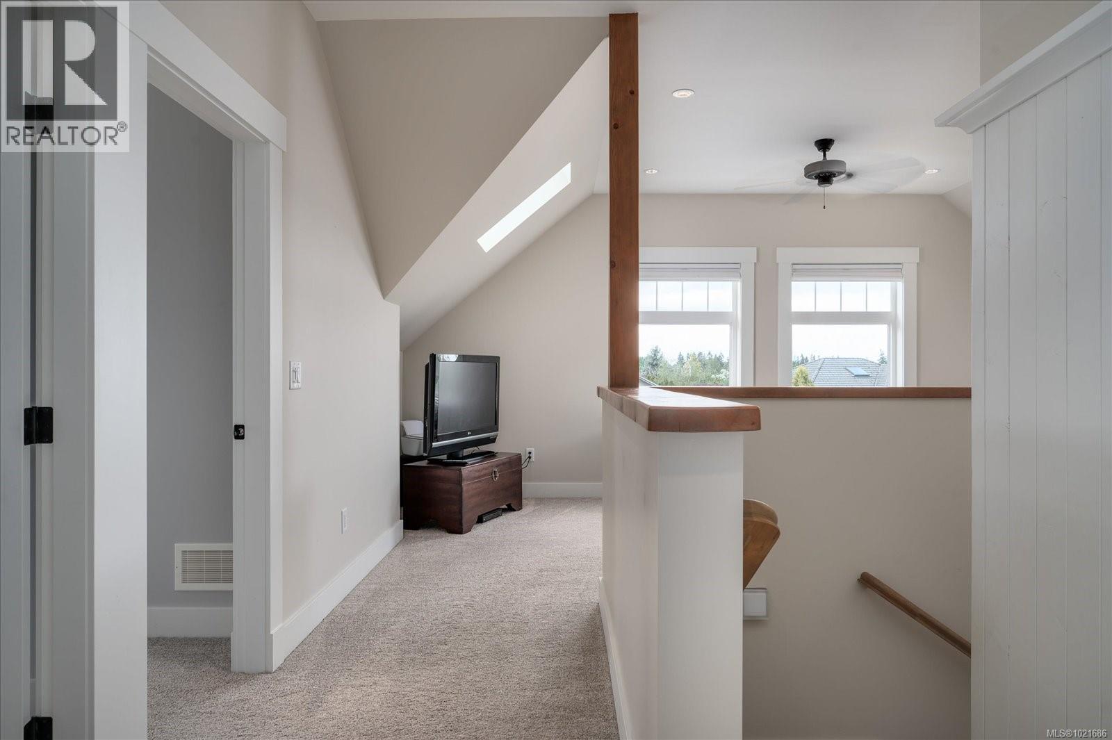 672 Lowry's Rd, Parksville