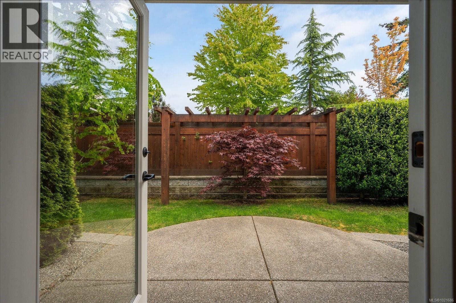 672 Lowry's Rd, Parksville