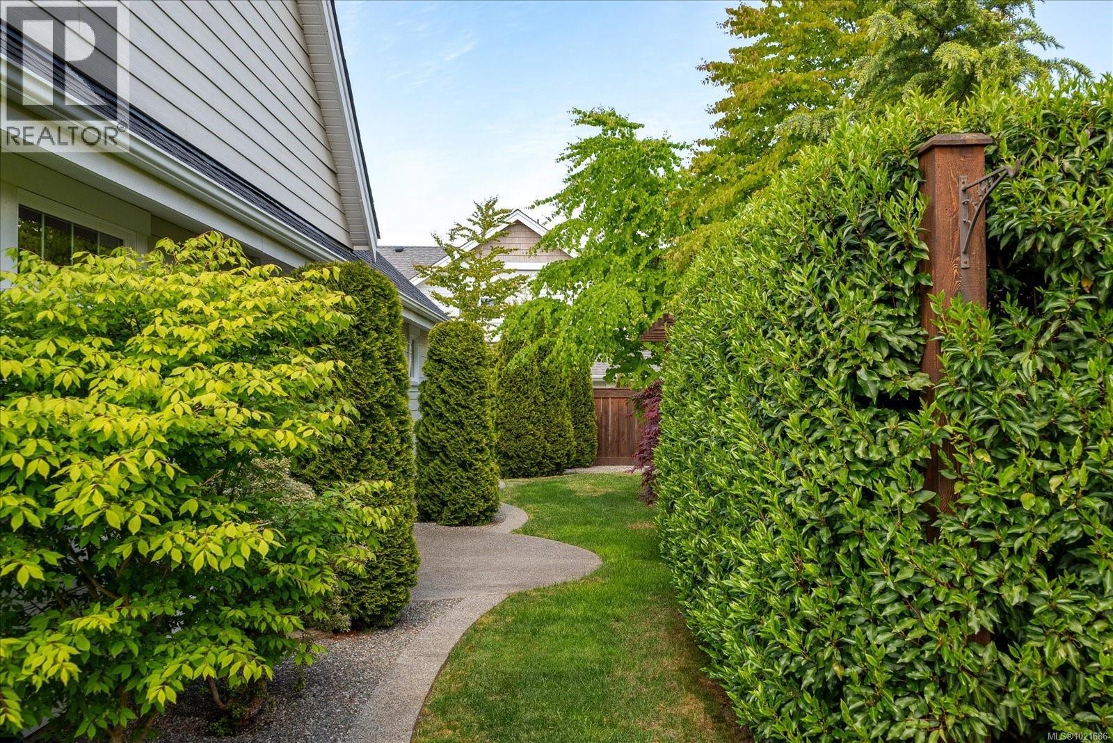 672 Lowry's Rd, Parksville