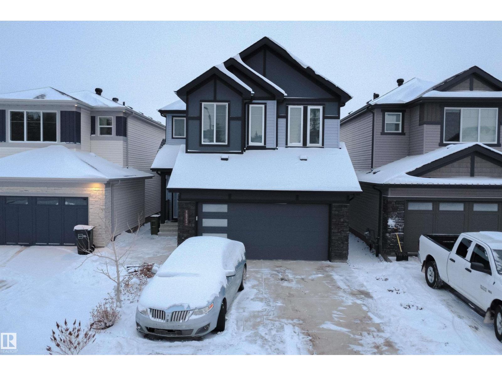 1033 CHRISTIE VISTA VS SW, Edmonton