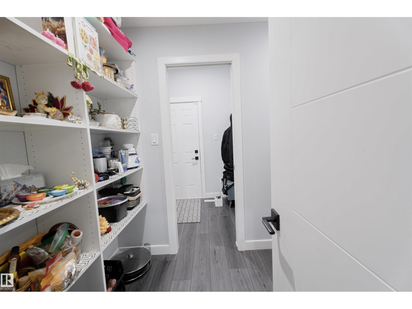 1033 CHRISTIE VISTA VS SW, Edmonton