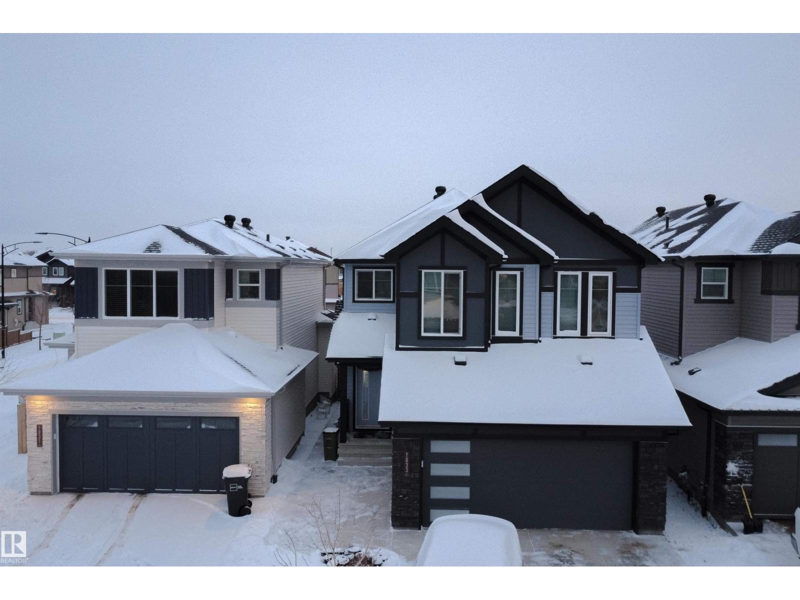1033 CHRISTIE VISTA VS SW, Edmonton
