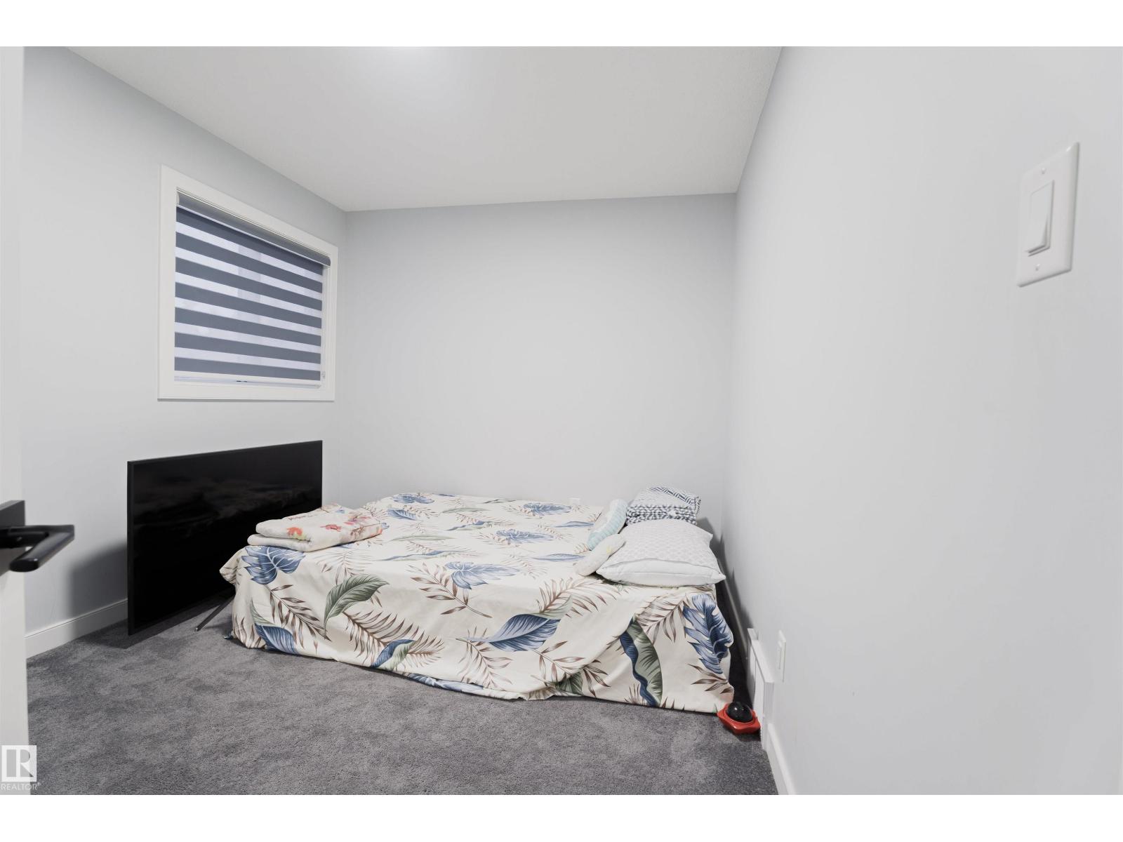 1033 CHRISTIE VISTA VS SW, Edmonton