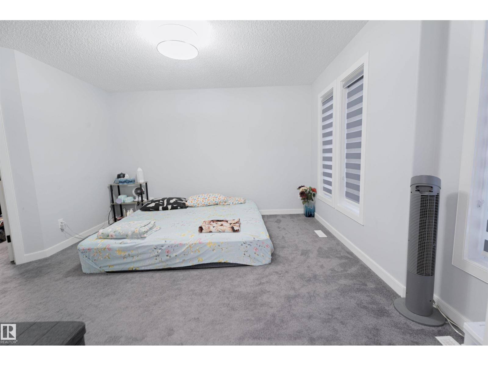 1033 CHRISTIE VISTA VS SW, Edmonton