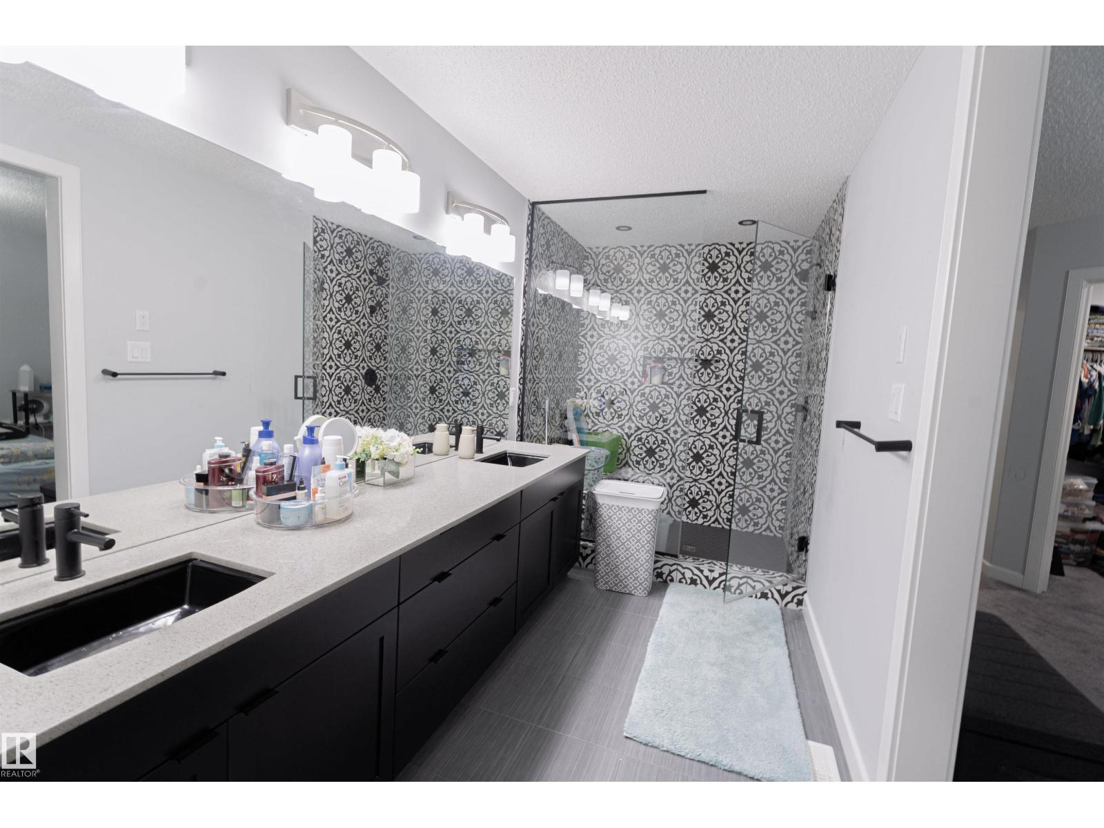 1033 CHRISTIE VISTA VS SW, Edmonton