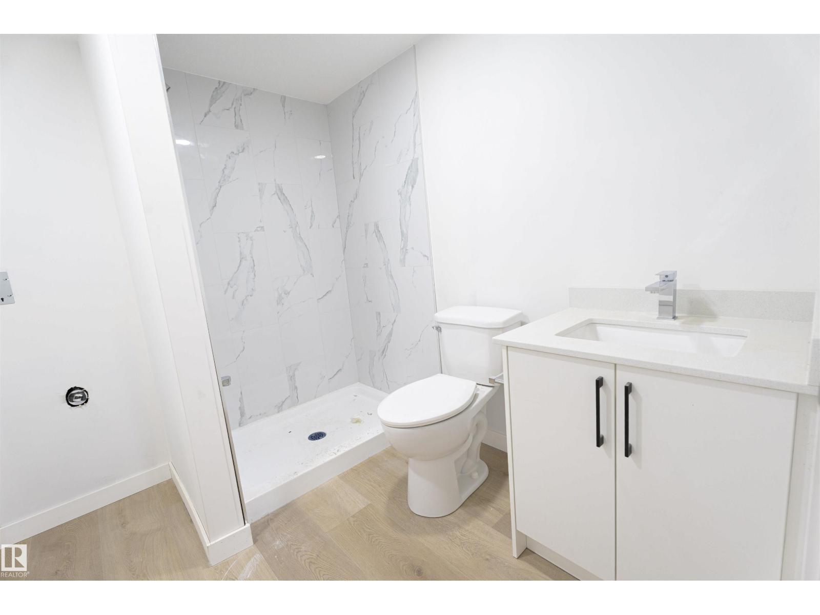 1033 CHRISTIE VISTA VS SW, Edmonton