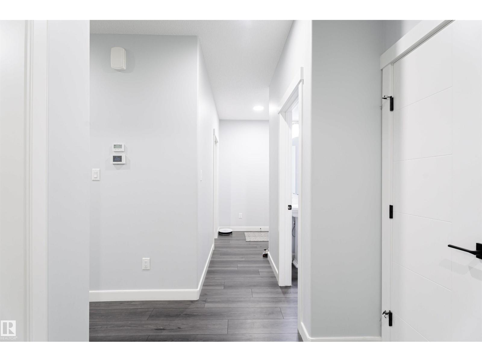 1033 CHRISTIE VISTA VS SW, Edmonton