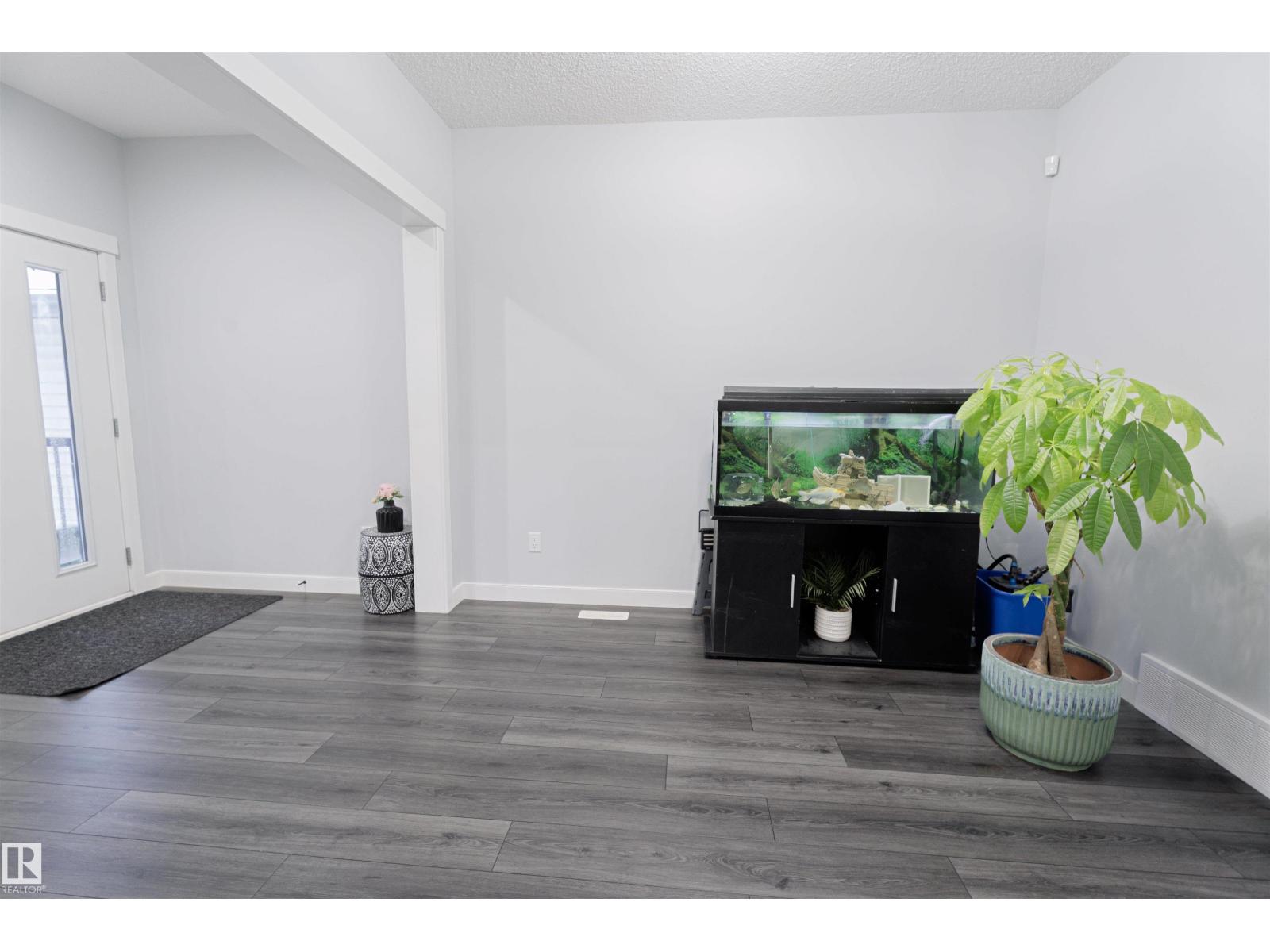 1033 CHRISTIE VISTA VS SW, Edmonton