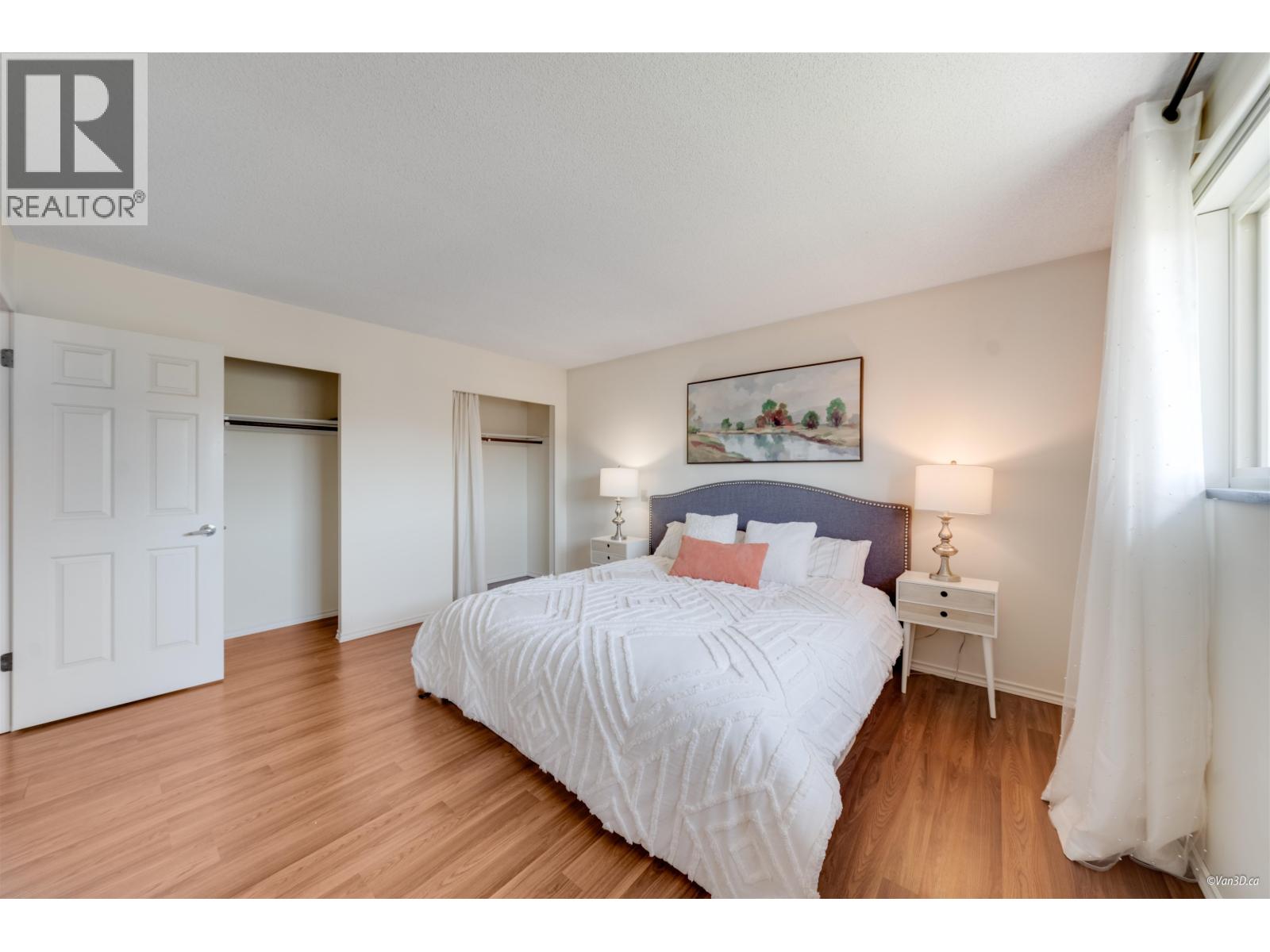 9666 ASHWOOD Drive, Richmond