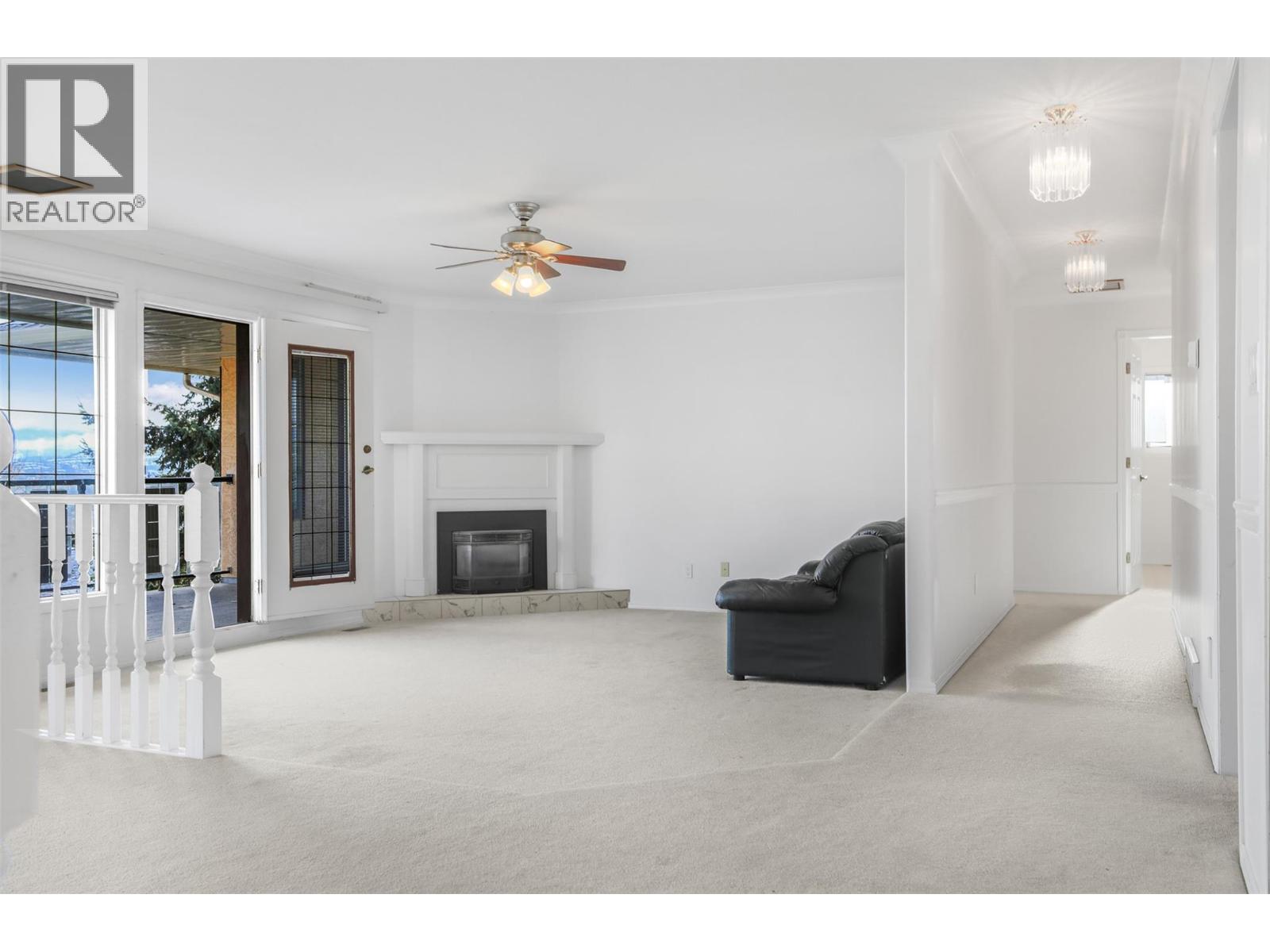  727 Cassiar Crescent, Kelowna