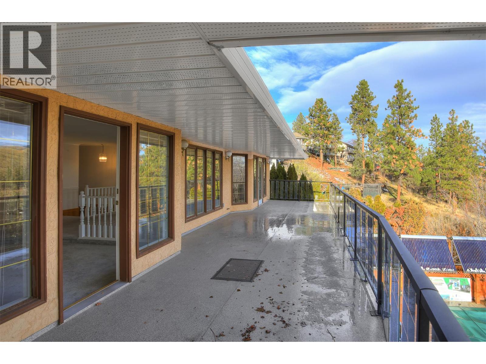  727 Cassiar Crescent, Kelowna