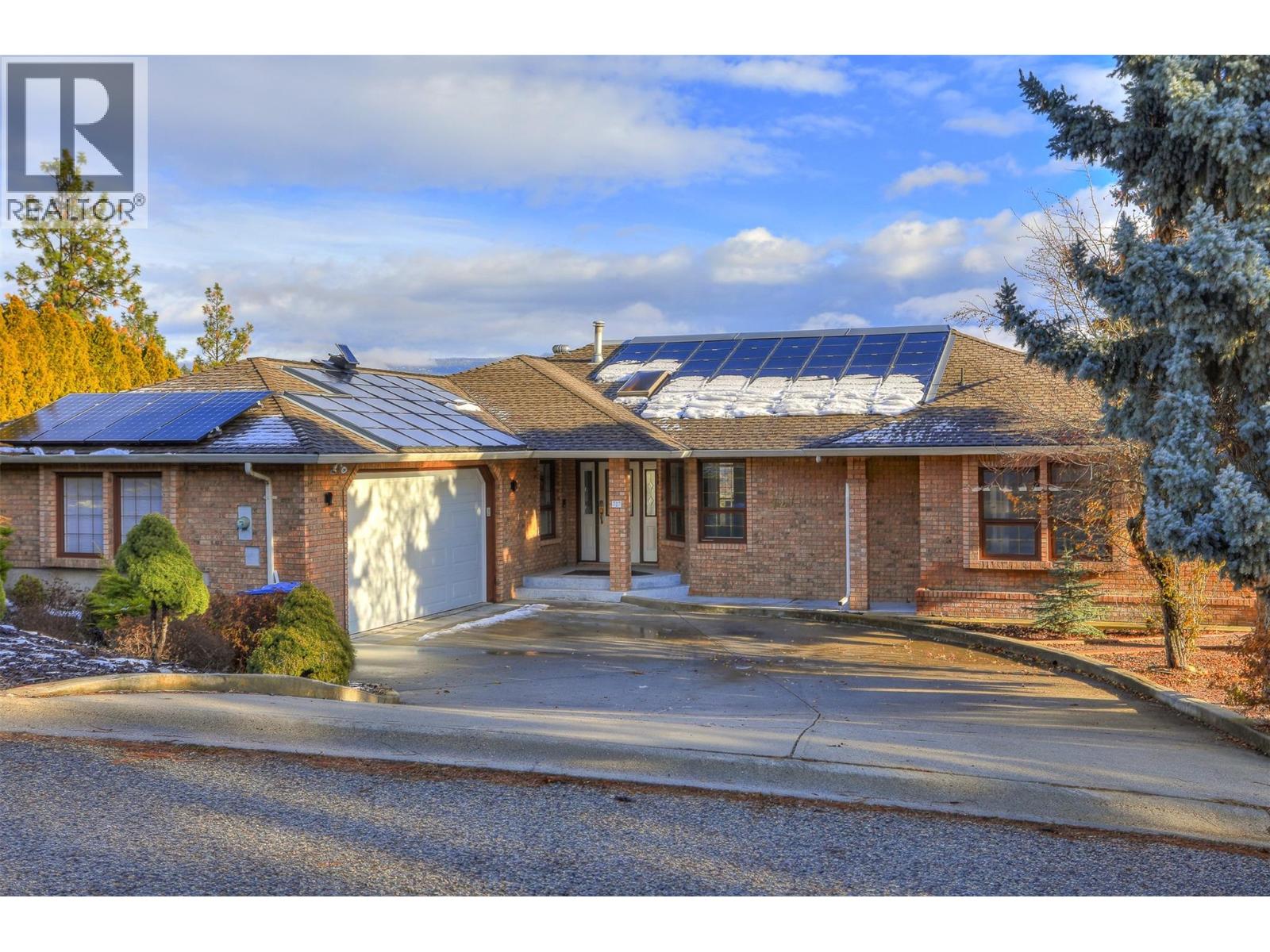  727 Cassiar Crescent, Kelowna