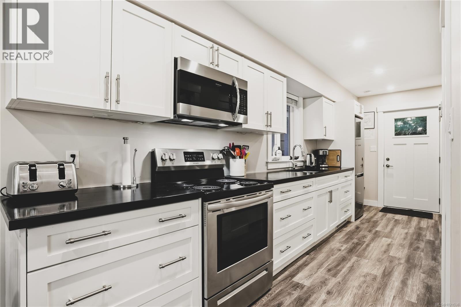 1078 Tyee Terr, Ucluelet