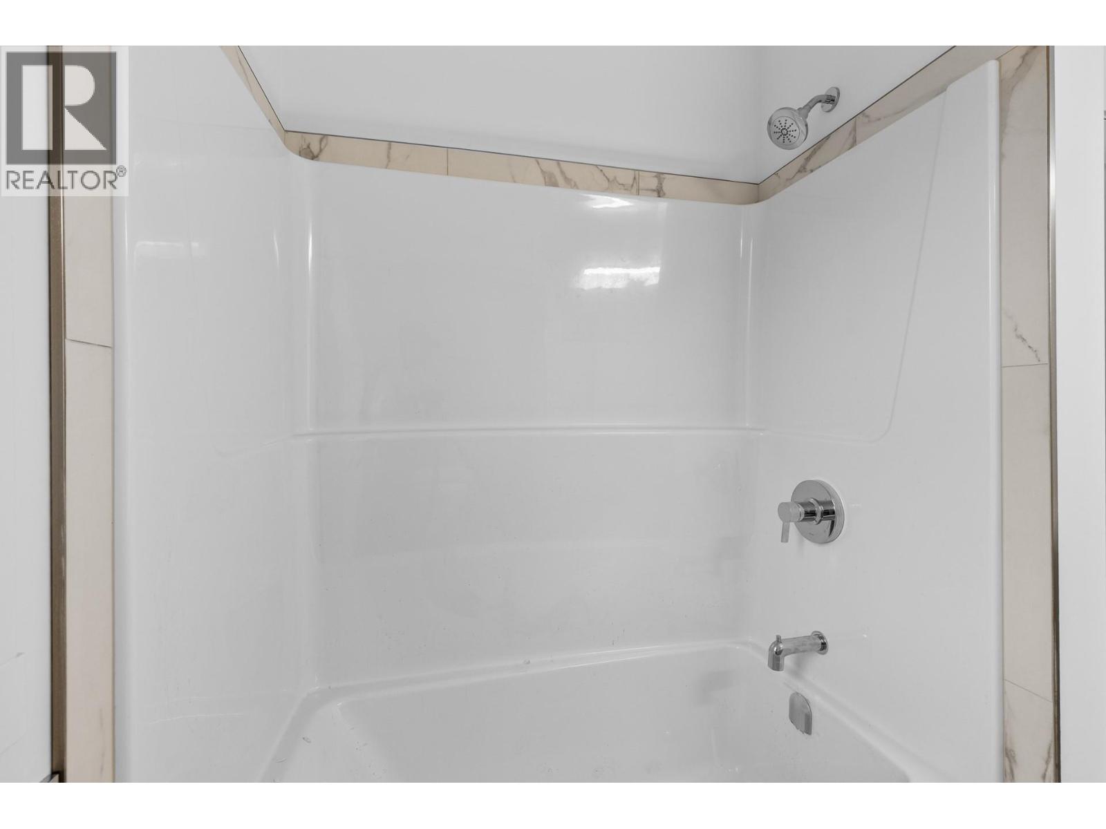  2208 Surrey Road, West Kelowna