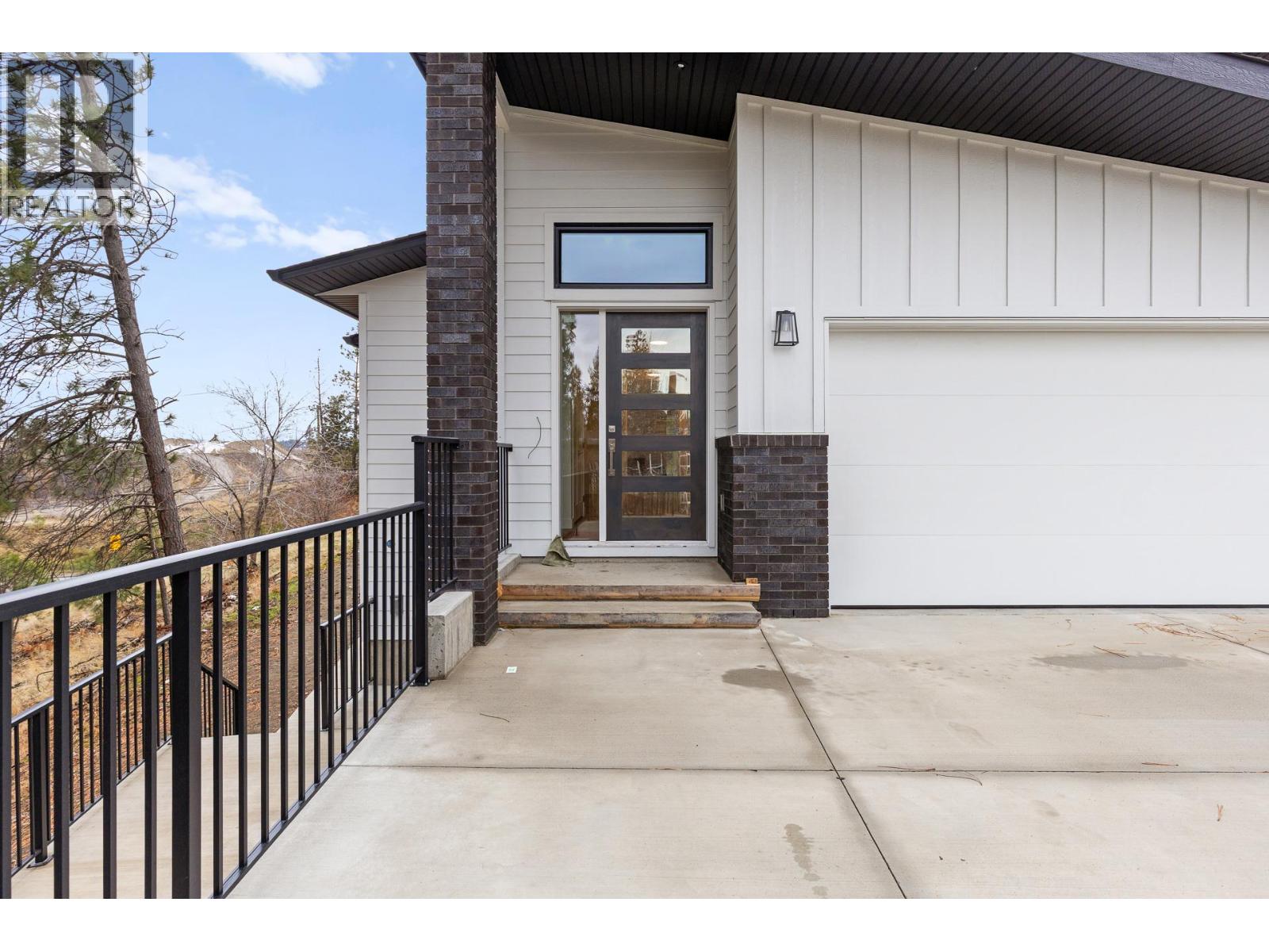  2208 Surrey Road, West Kelowna