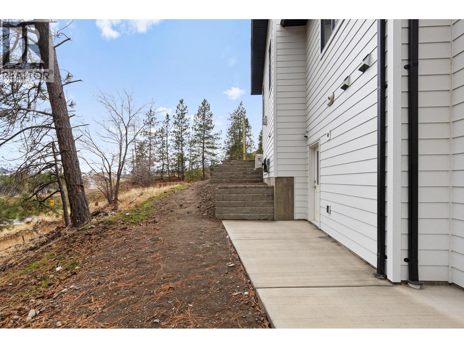  2208 Surrey Road, West Kelowna