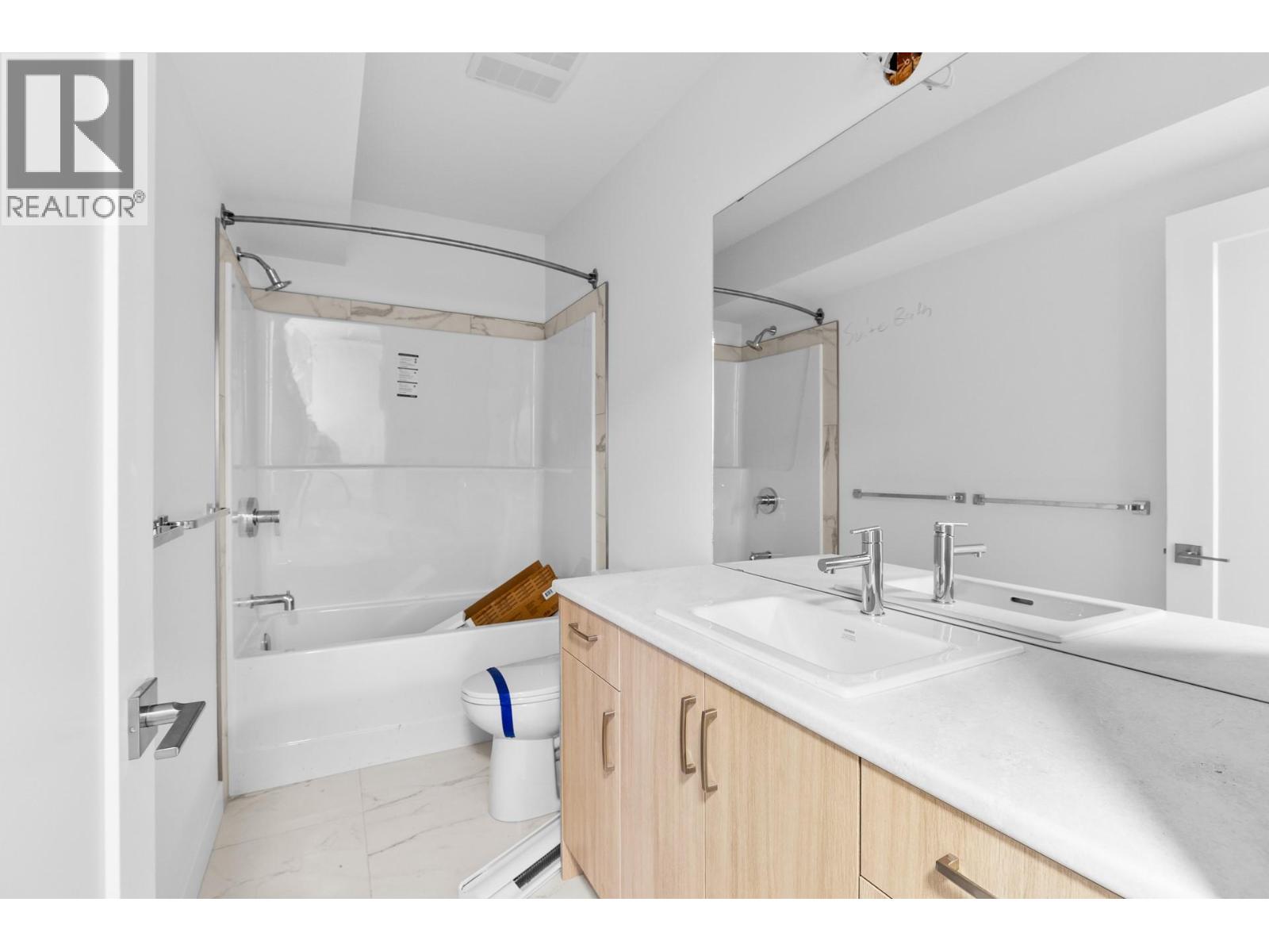  2208 Surrey Road, West Kelowna