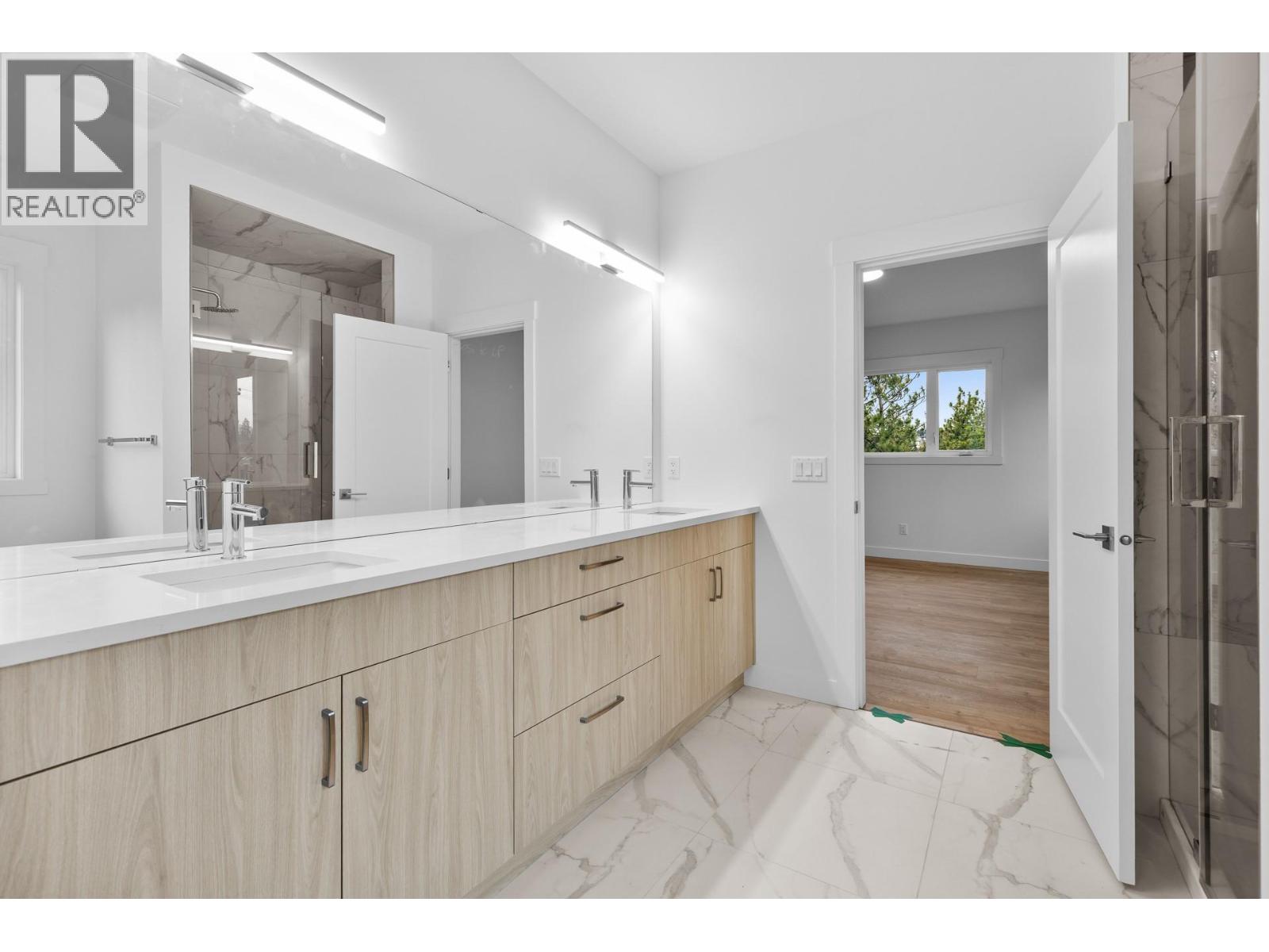  2208 Surrey Road, West Kelowna