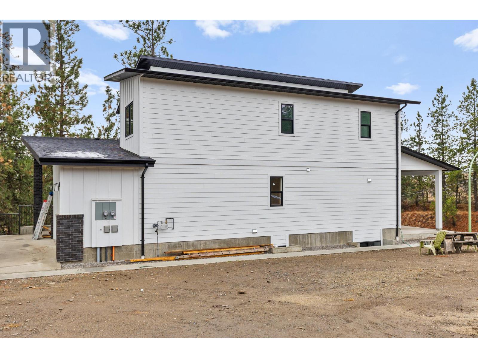  2208 Surrey Road, West Kelowna