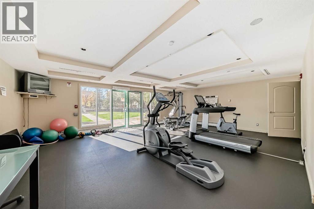 Single Family House for Sale in    Avenue NW Varsity Calgary 