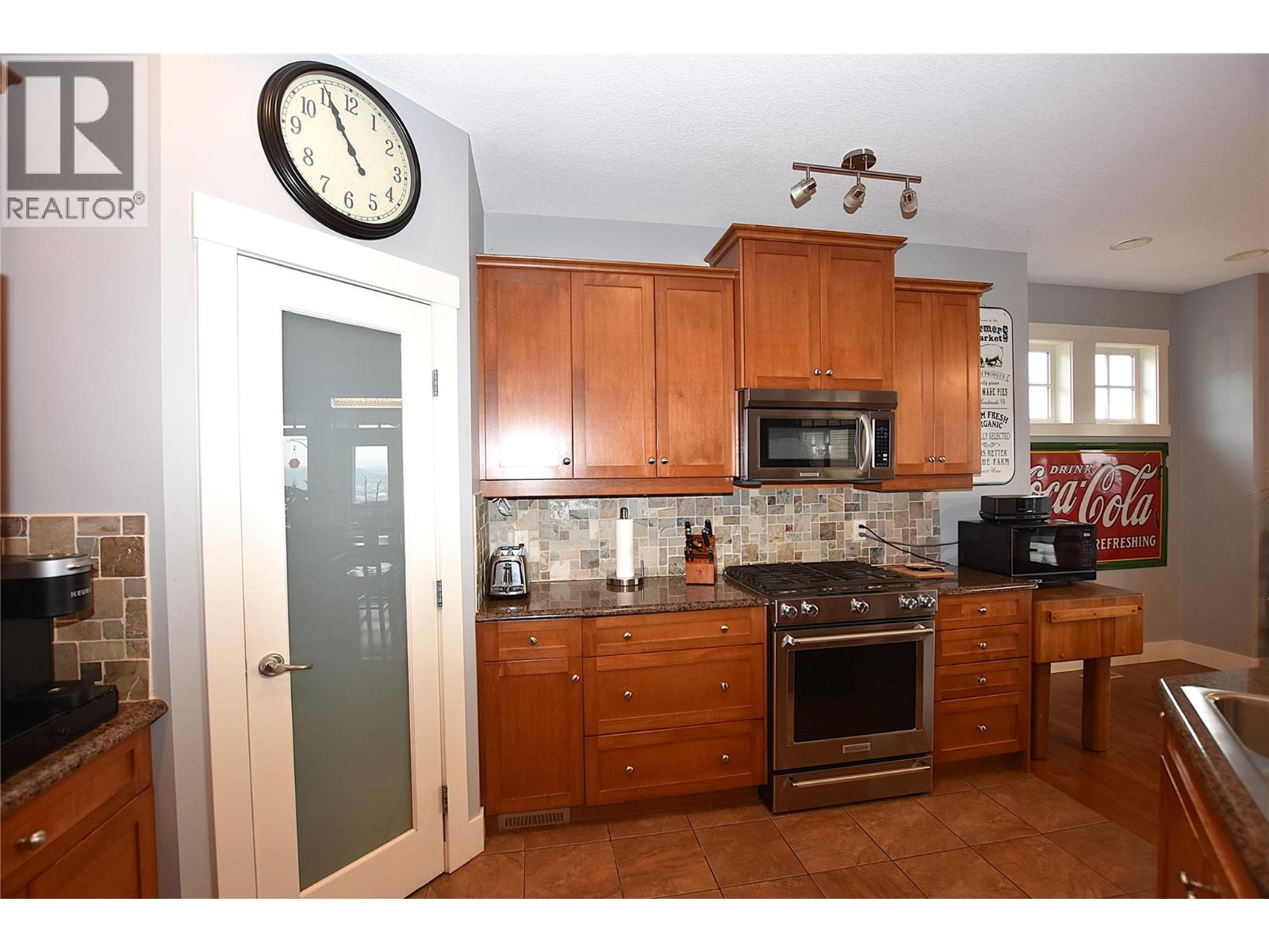  3721 Razorback Court, Vernon