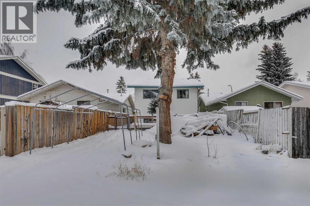 Single Family House 4 Level for Sale in  Woodglen Close SW Woodbine Calgary 