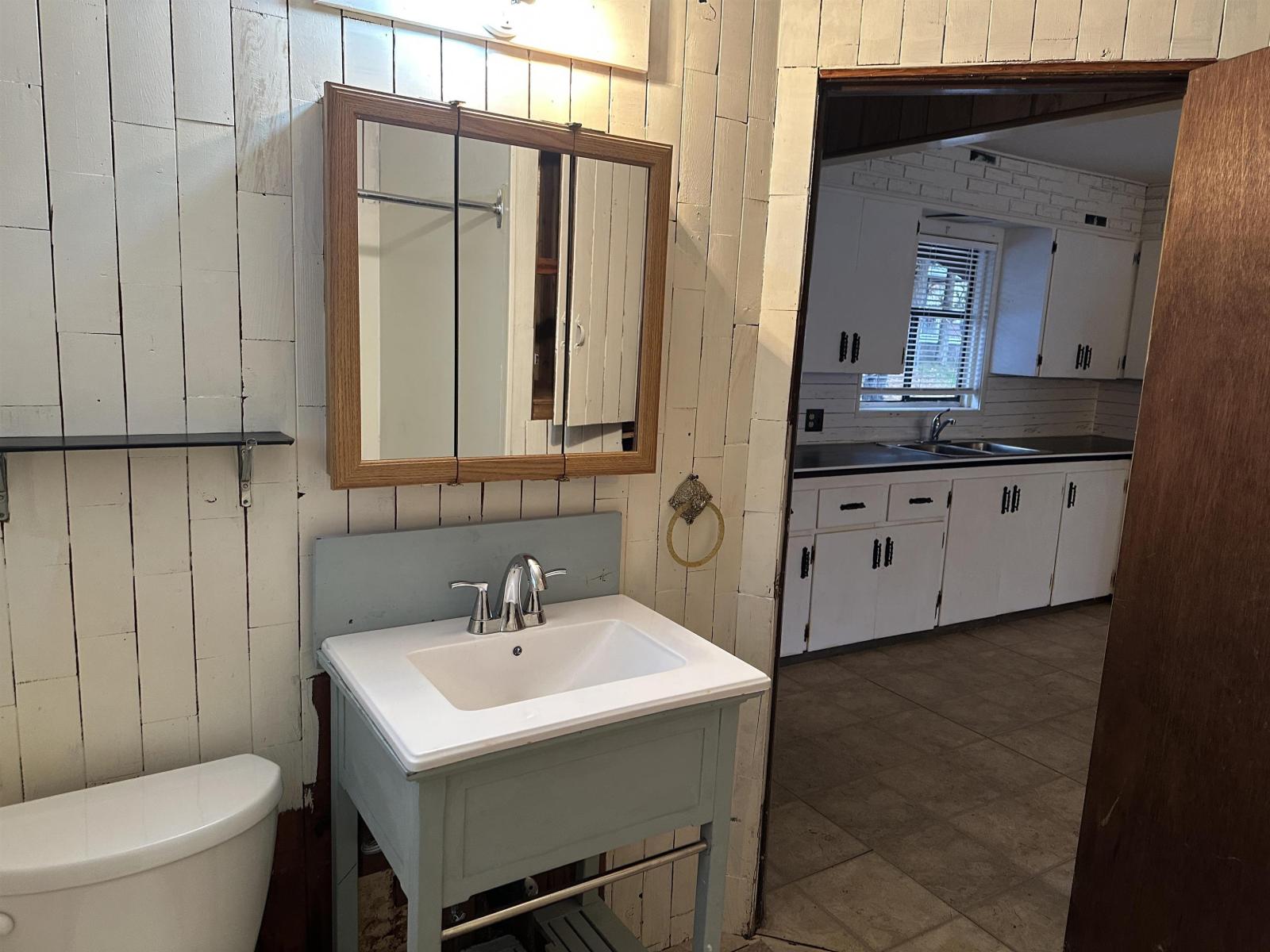 183 FIRST AVENUE, Cultus Lake North, Cultus Lake