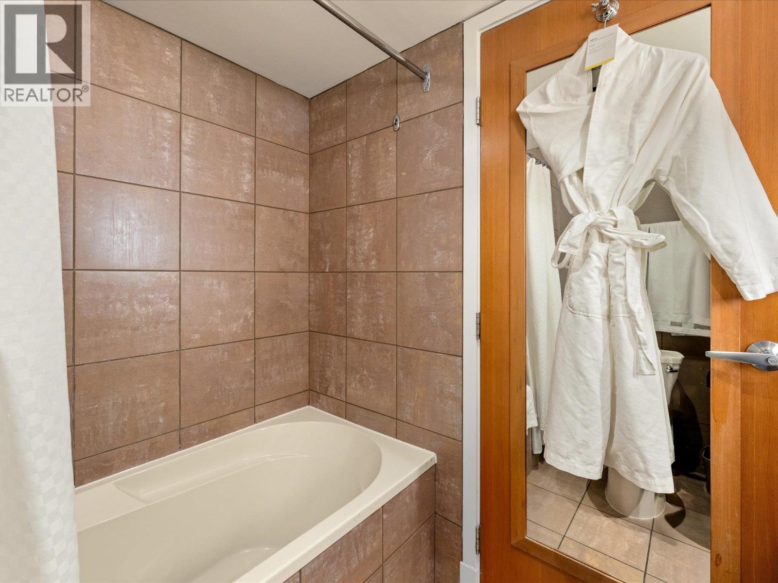 855 4090 WHISTLER WAY, Whistler