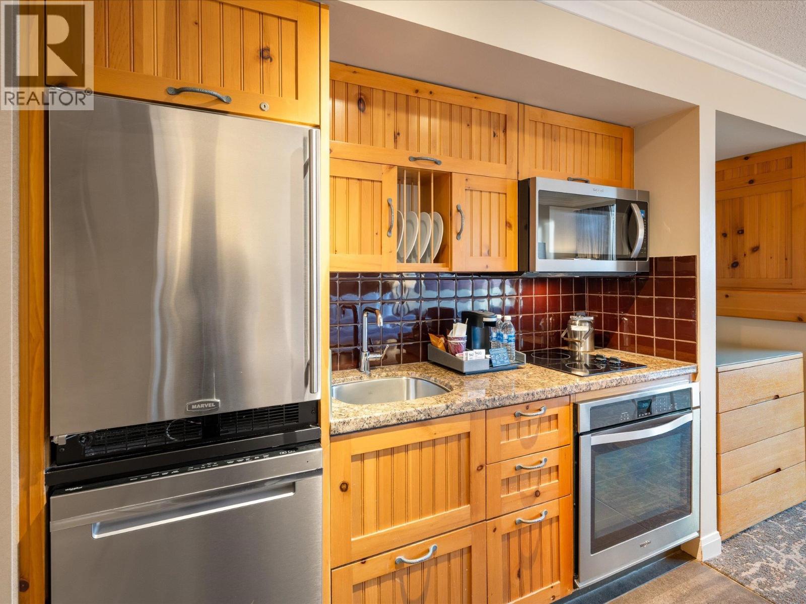 855 4090 WHISTLER WAY, Whistler