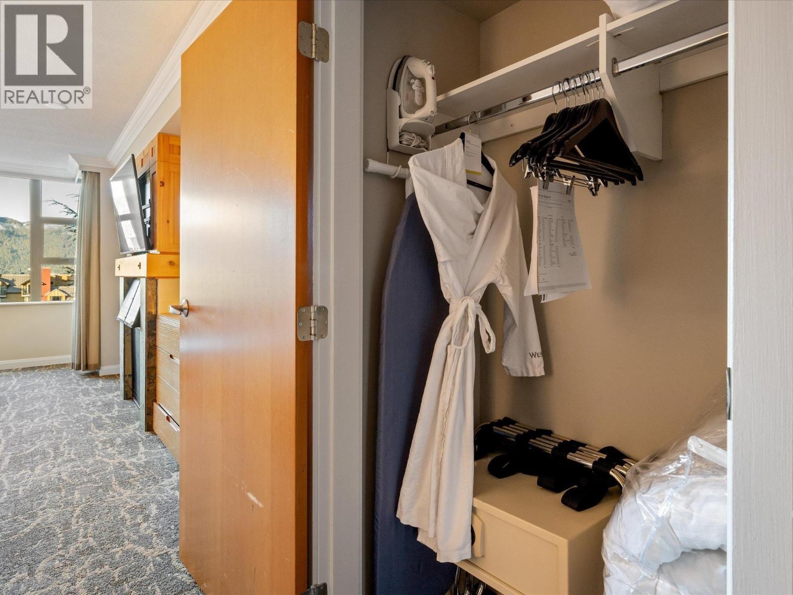 881 4090 WHISTLER WAY, Whistler