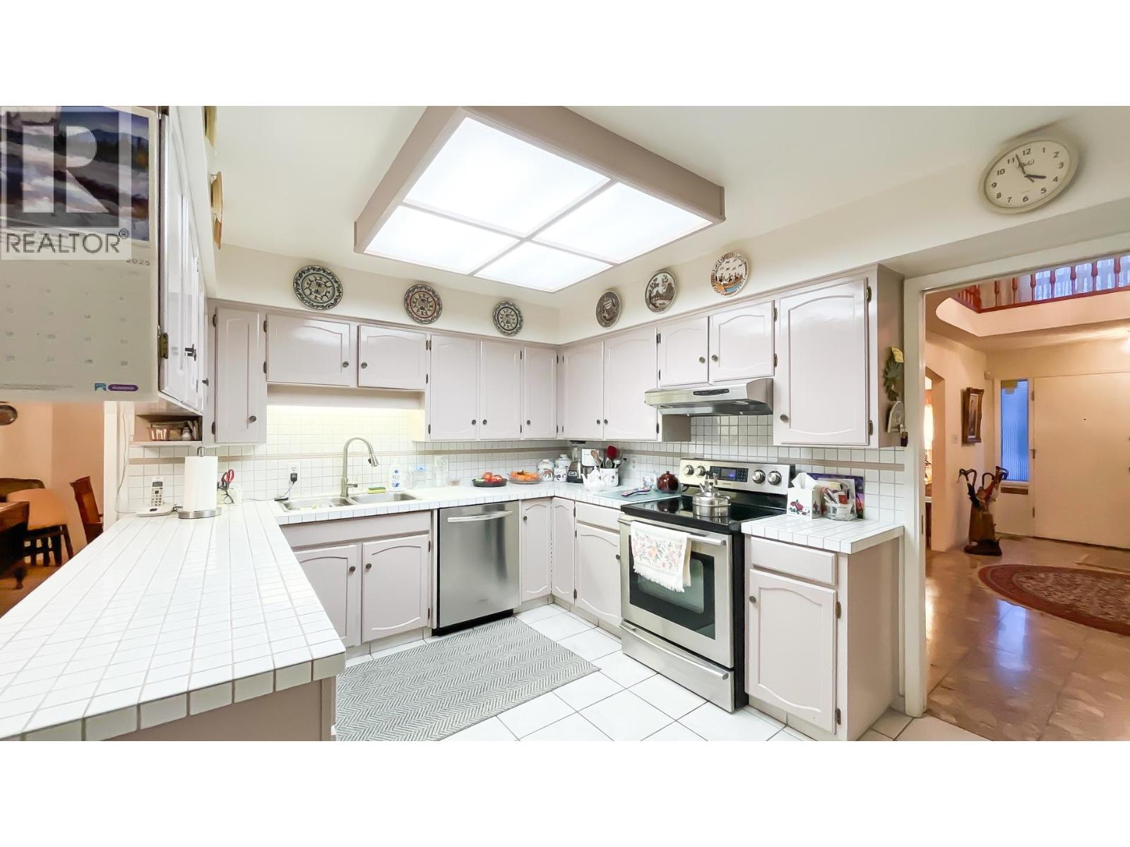 4680 W 15TH AVENUE, Vancouver