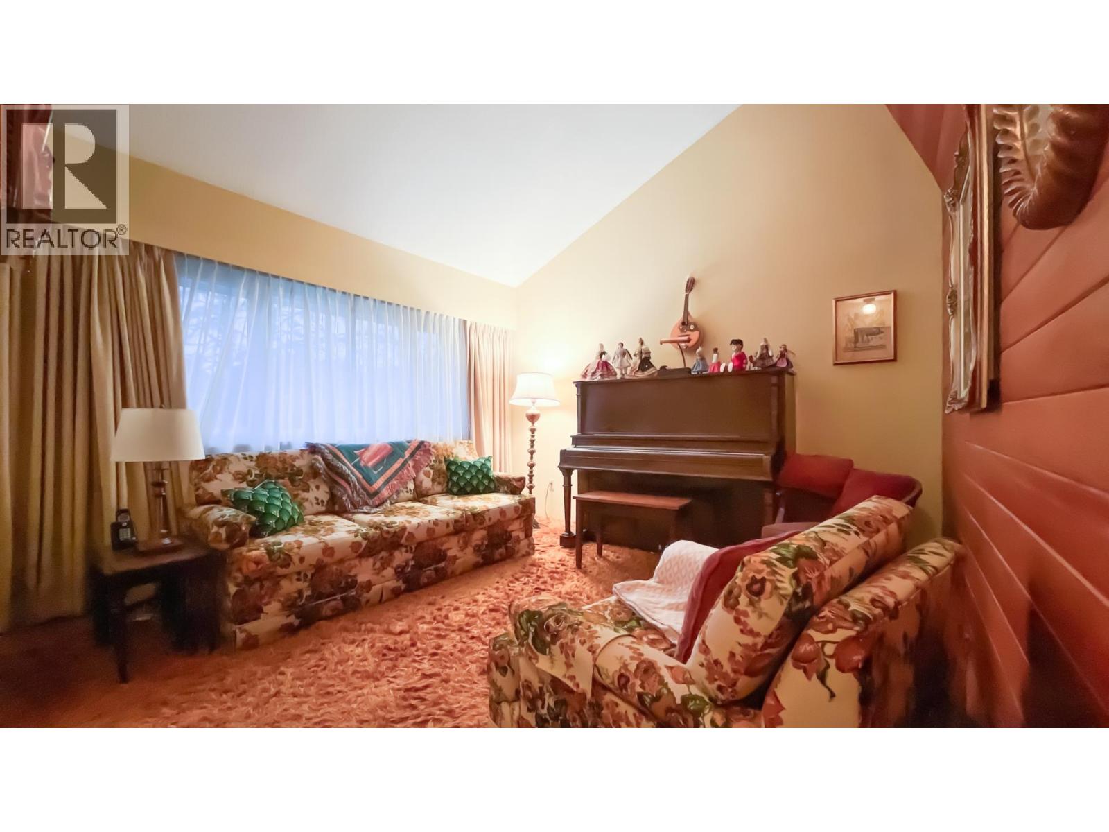 4680 W 15TH AVENUE, Vancouver