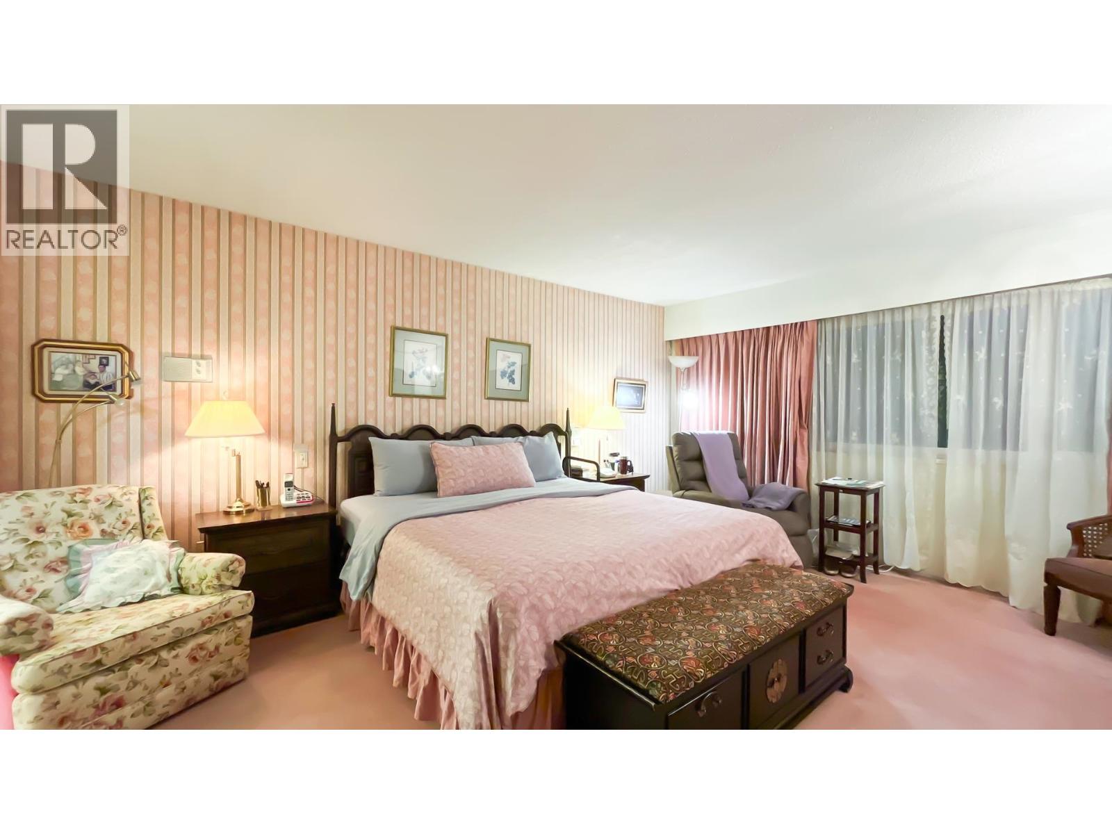 4680 W 15TH AVENUE, Vancouver