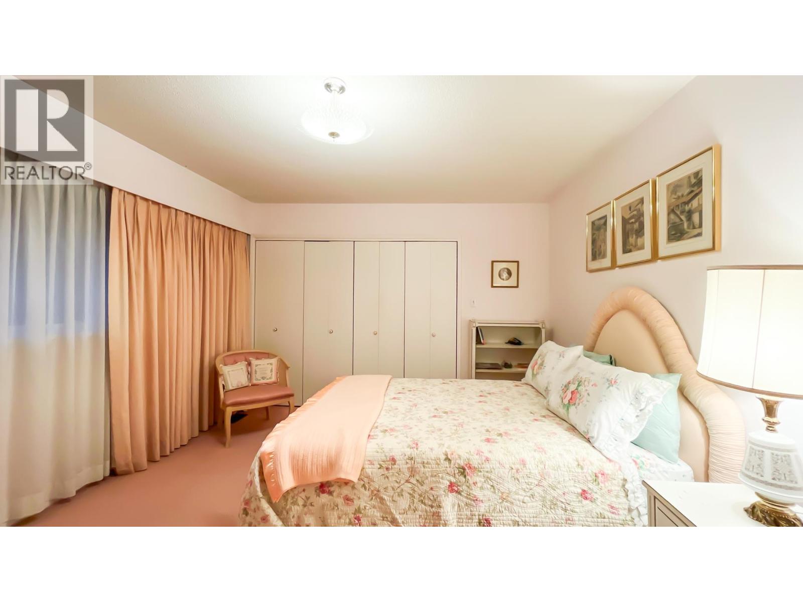 4680 W 15TH AVENUE, Vancouver