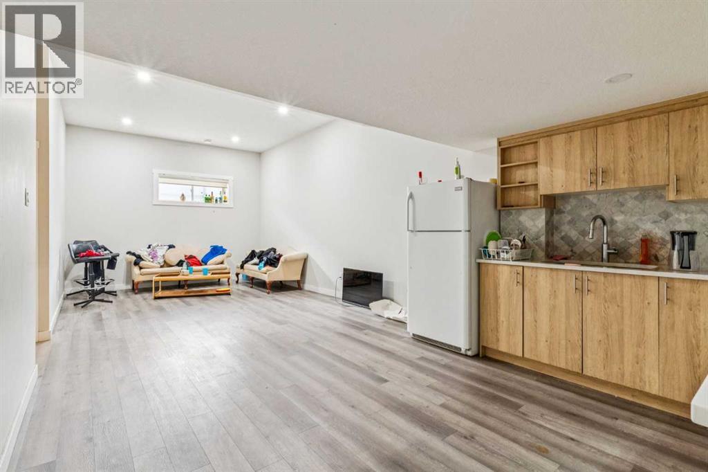 Single Family House for Sale in  Saddlestone Park NE Saddle Ridge Calgary 