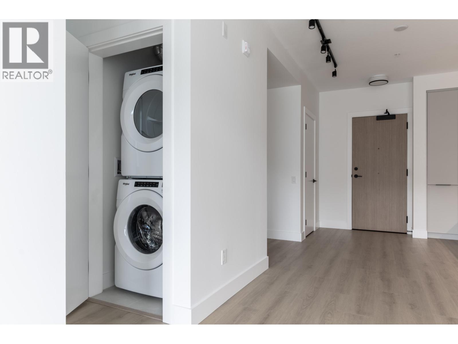 308 3075 MURRAY STREET, Port Moody