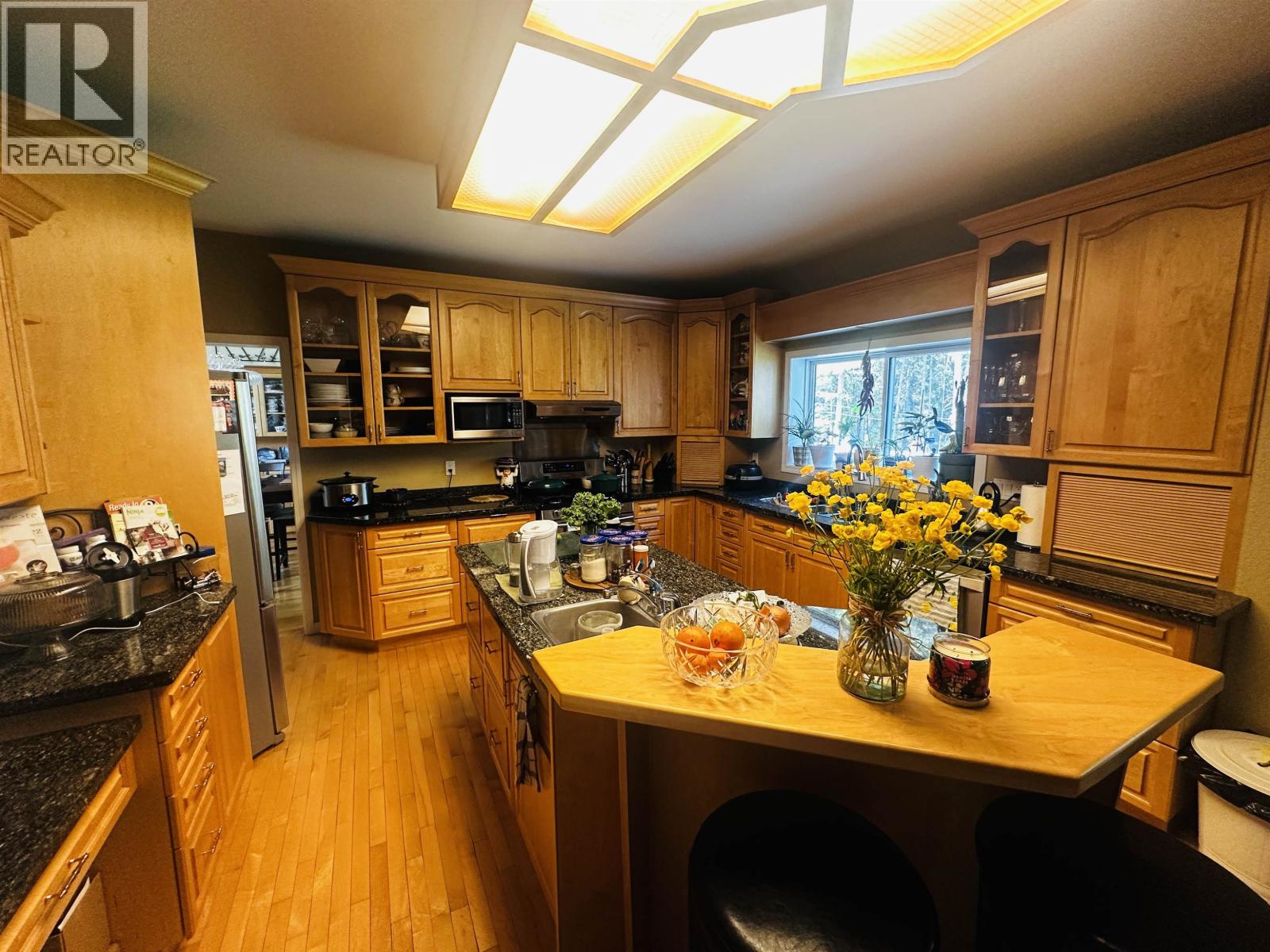 585 5TH Avenue, Burns Lake