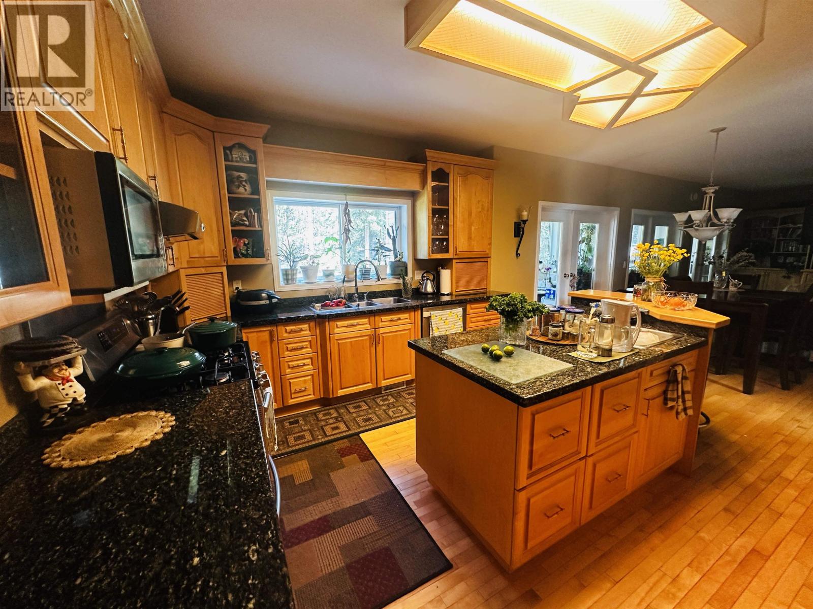 585 5TH Avenue, Burns Lake