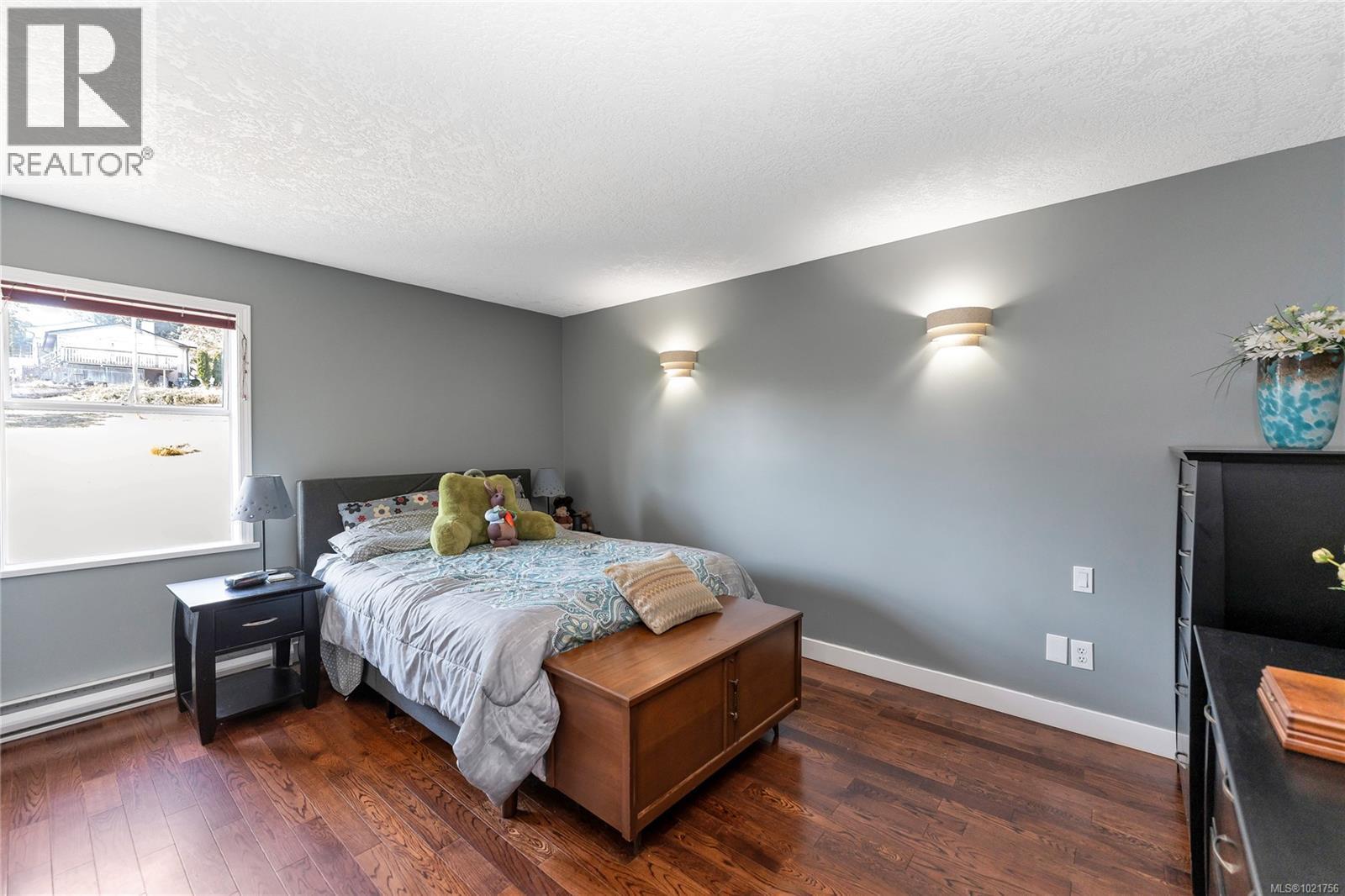 505 Windthrop Rd, Colwood