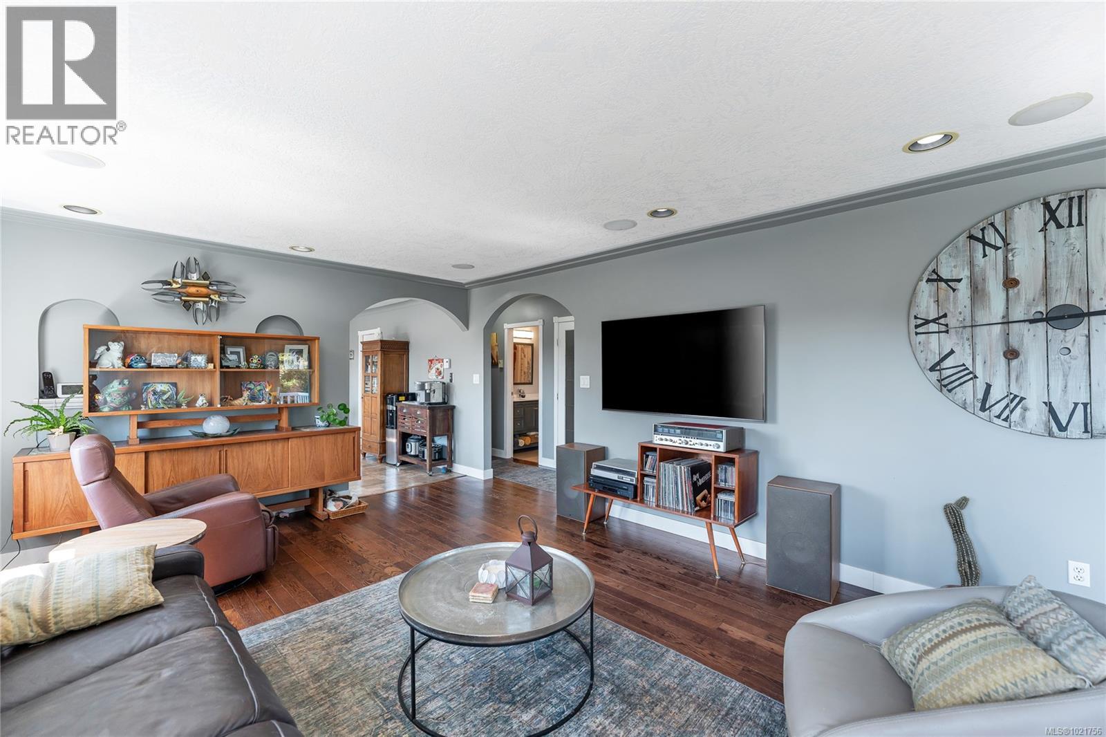 505 Windthrop Rd, Colwood