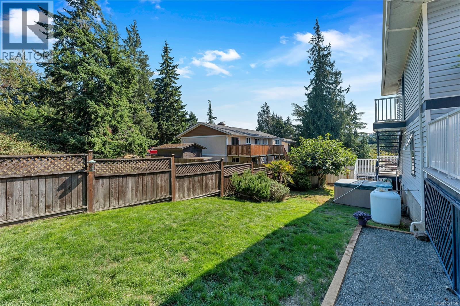 505 Windthrop Rd, Colwood