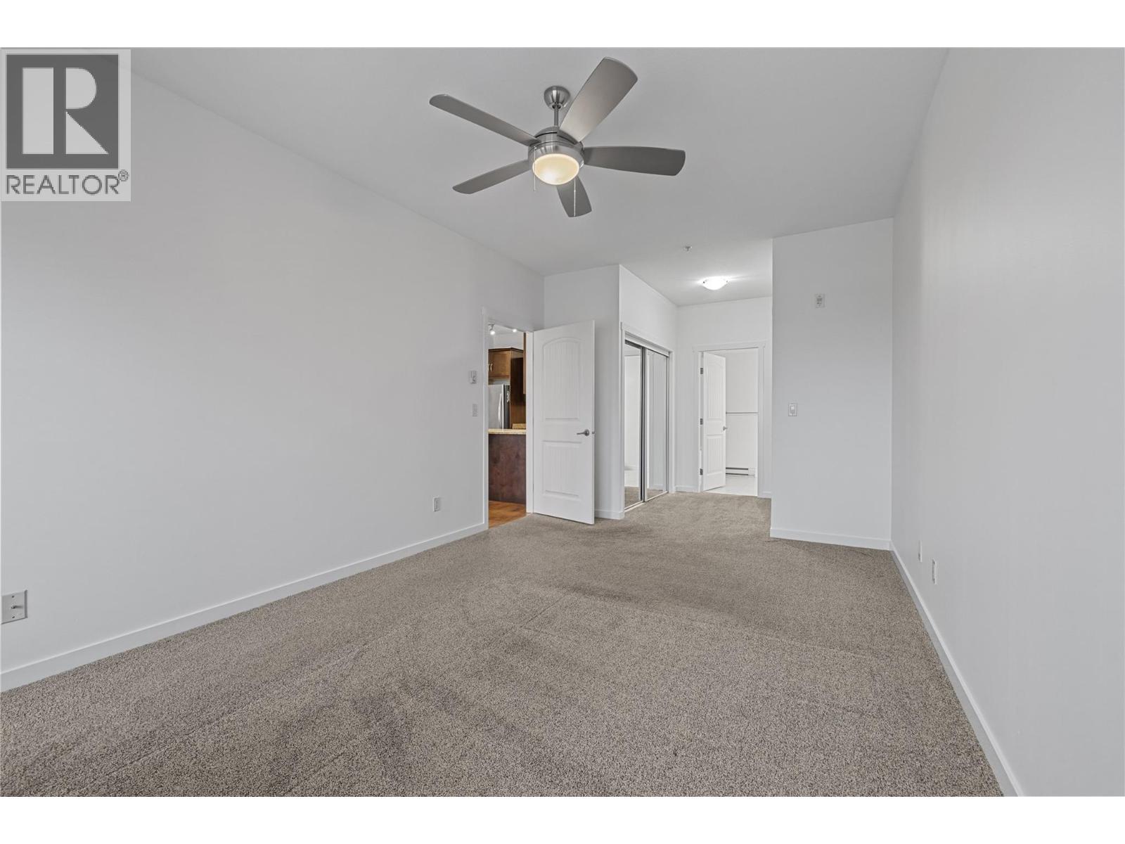 305 3735 Casorso Road, Kelowna