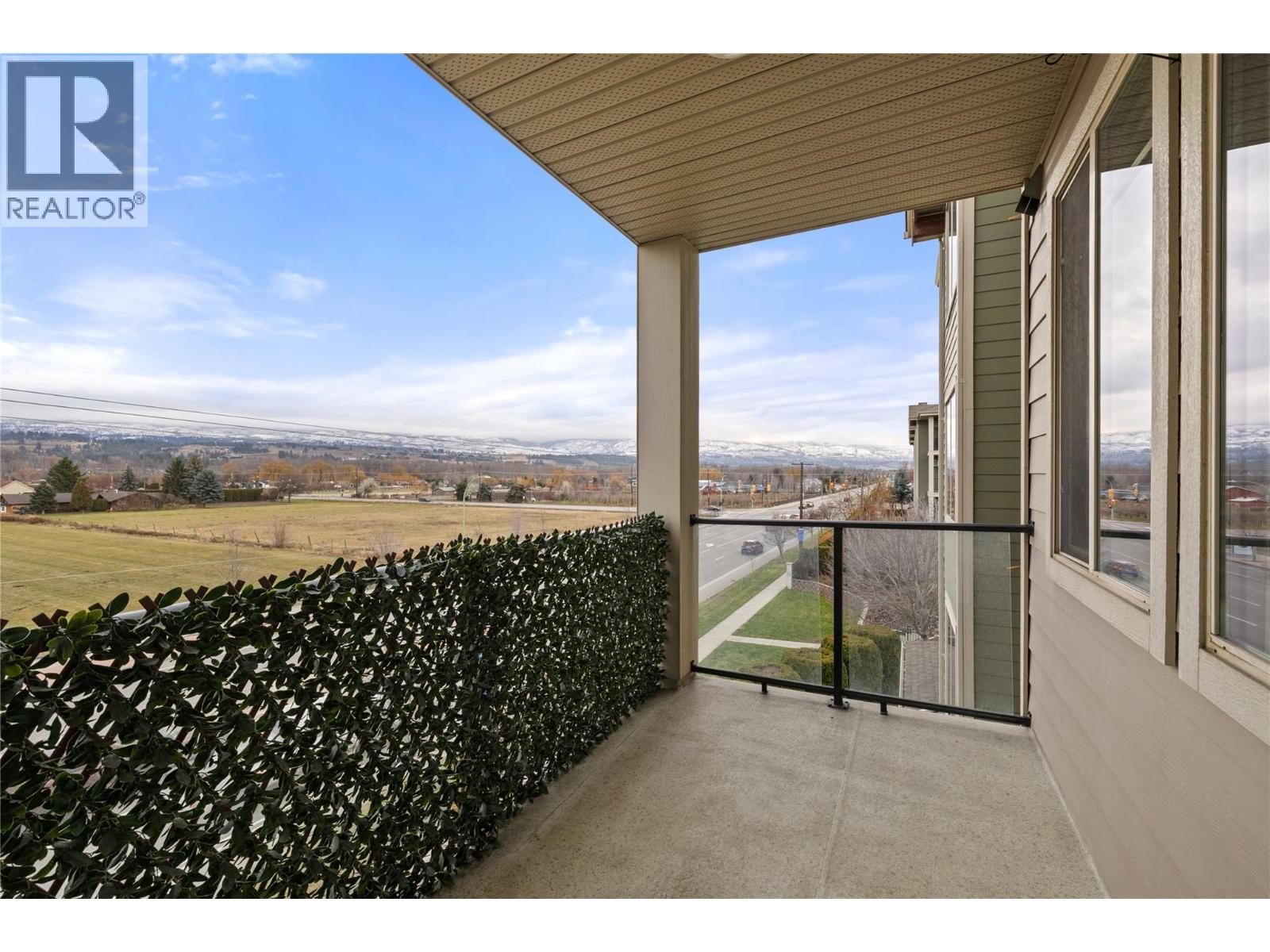 305 3735 Casorso Road, Kelowna