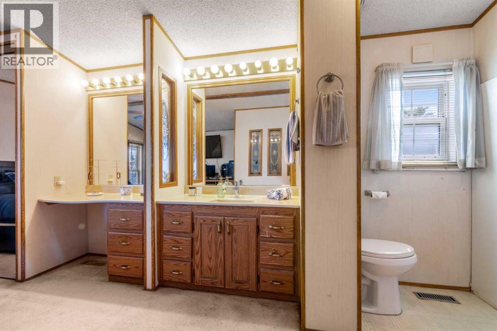 Single Family House Mobile Home for Sale in  Erin Woods Circle SE Erin Woods Calgary 