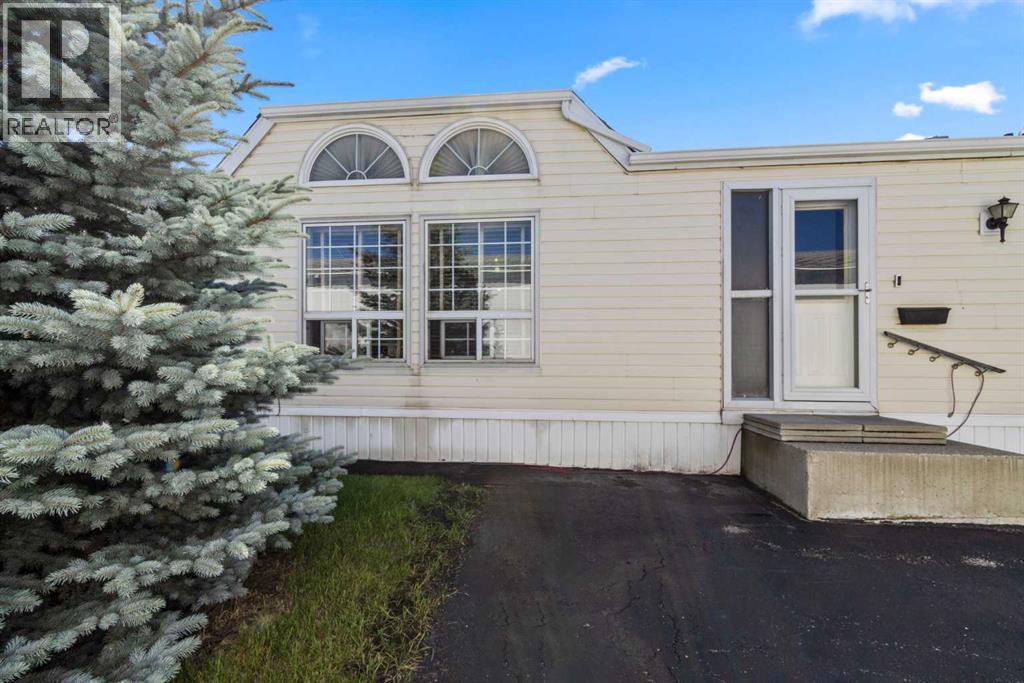 Single Family House Mobile Home for Sale in  Erin Woods Circle SE Erin Woods Calgary 