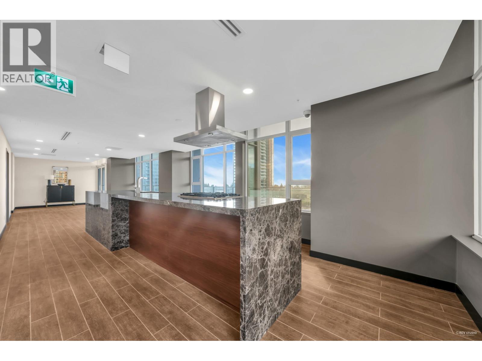 4003 6383 MCKAY AVENUE, Burnaby