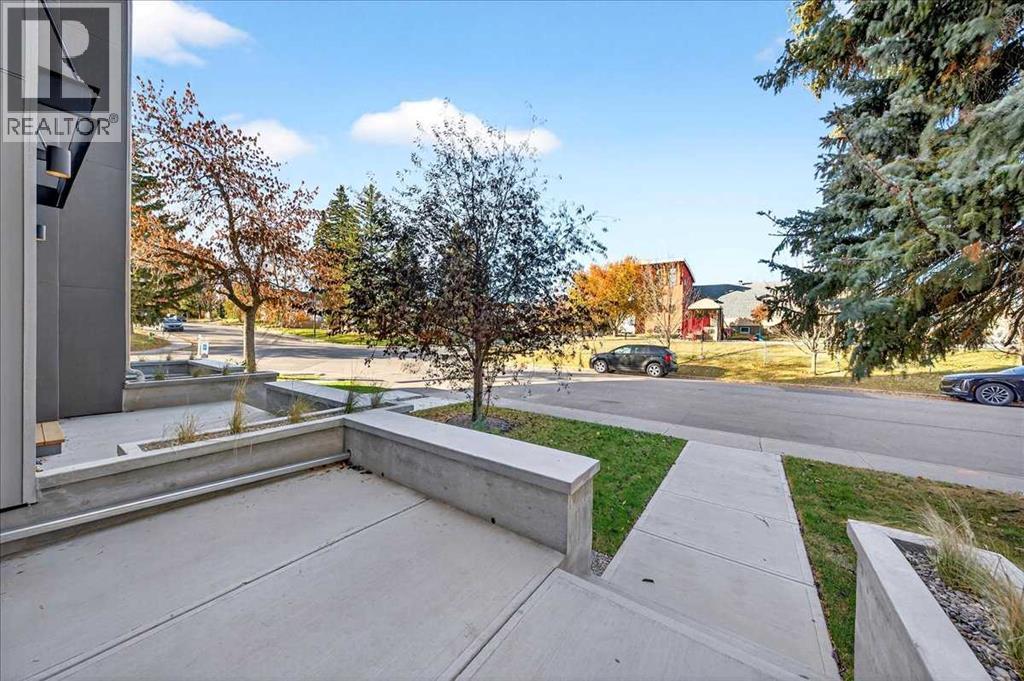 Single Family House for Sale in   Avenue SW Windsor Park Calgary 