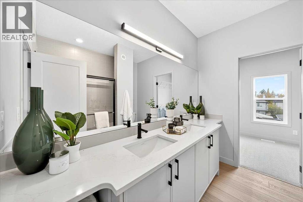 Single Family House for Sale in   Avenue SW Windsor Park Calgary 