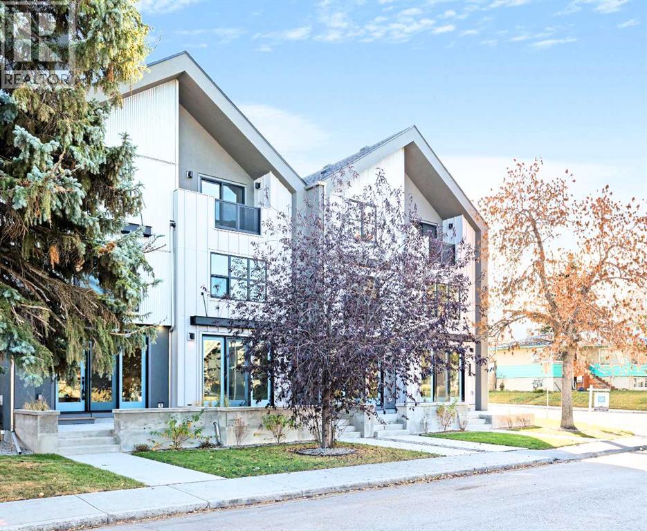 Single Family House for Sale in   Avenue SW Windsor Park Calgary 