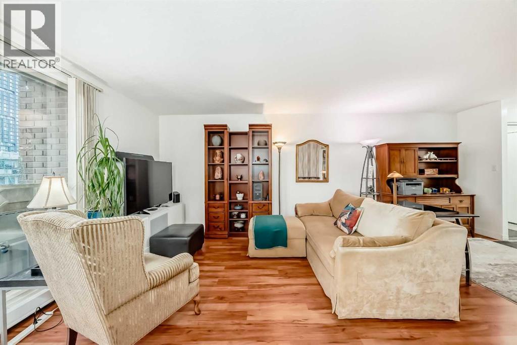 Single Family House for Sale in    Avenue SW Beltline Calgary 